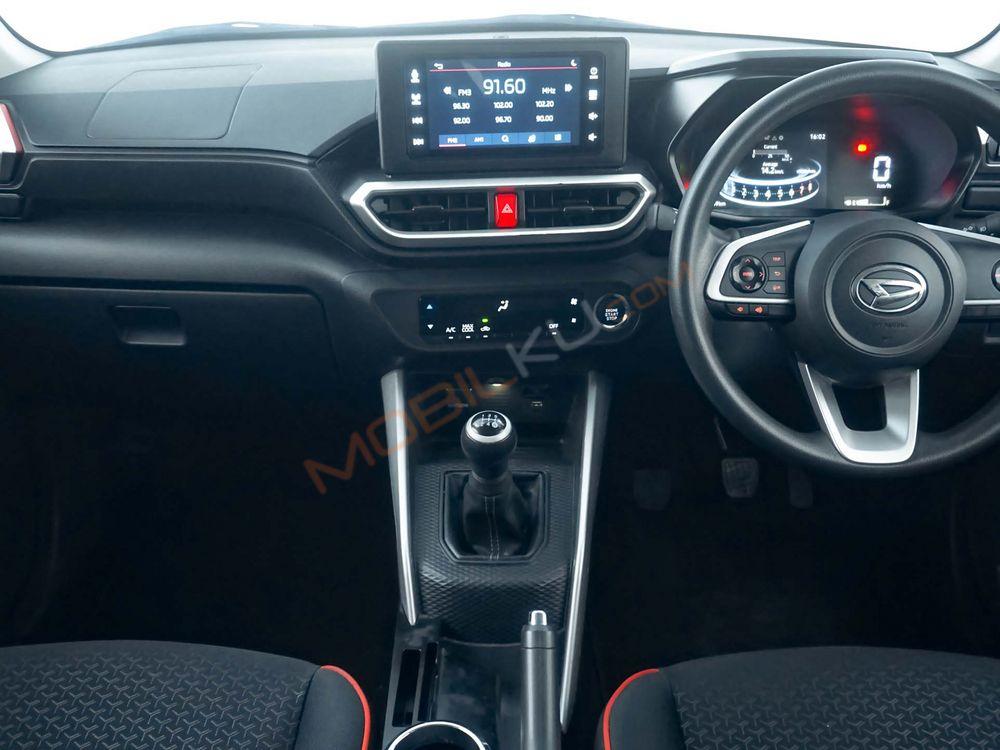 Mobil Daihatsu Rocky 2021