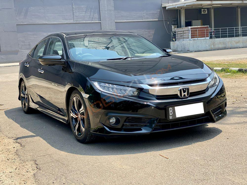 Mobil Honda Civic Sedan 2017