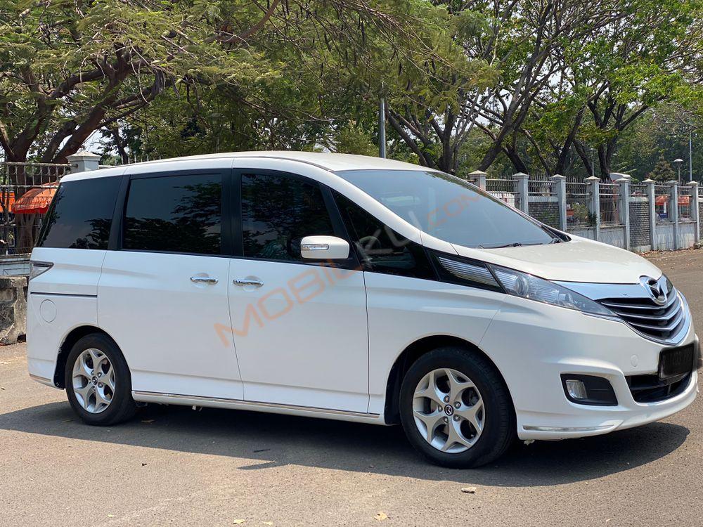 Mobil Mazda Biante 2014