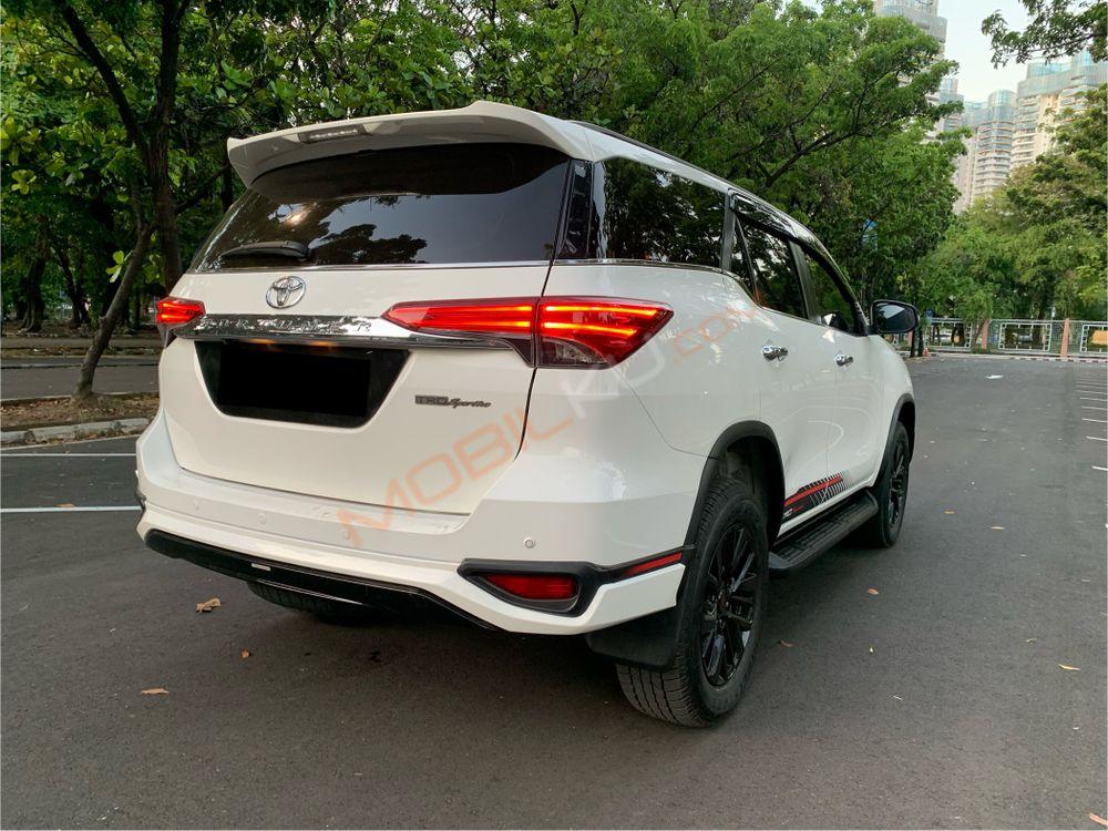 Mobil Toyota Fortuner 2020