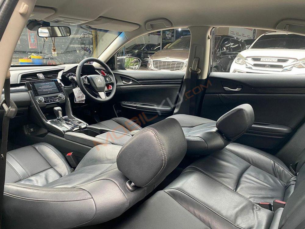 Mobil Honda Civic Sedan 2017
