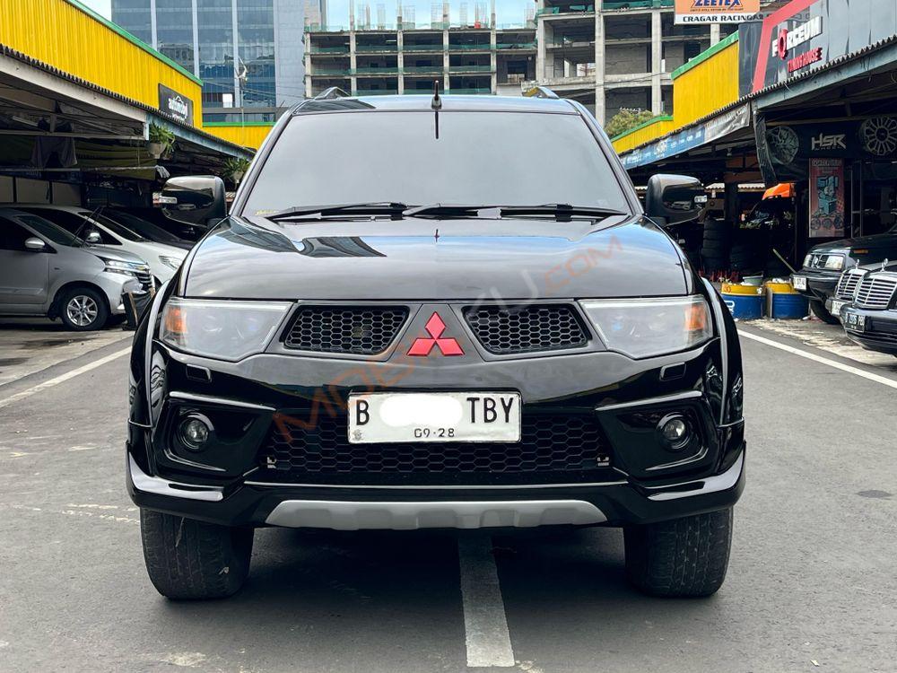Mobil Mitsubishi Pajero Sport 2013