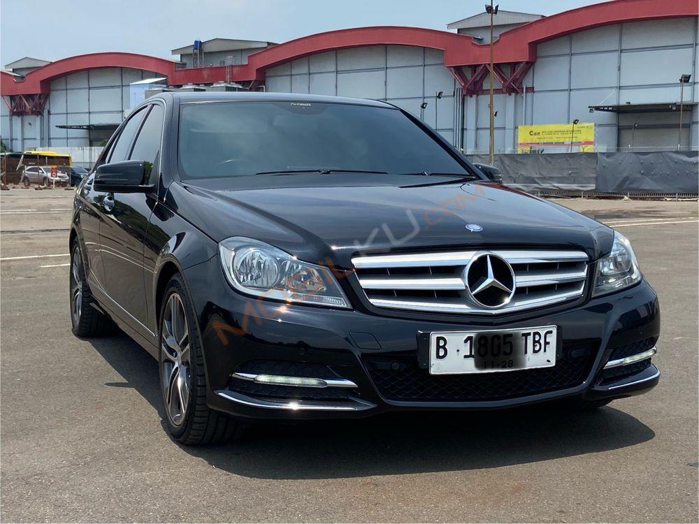 Mobil Mercedes-Benz C-Class 2013