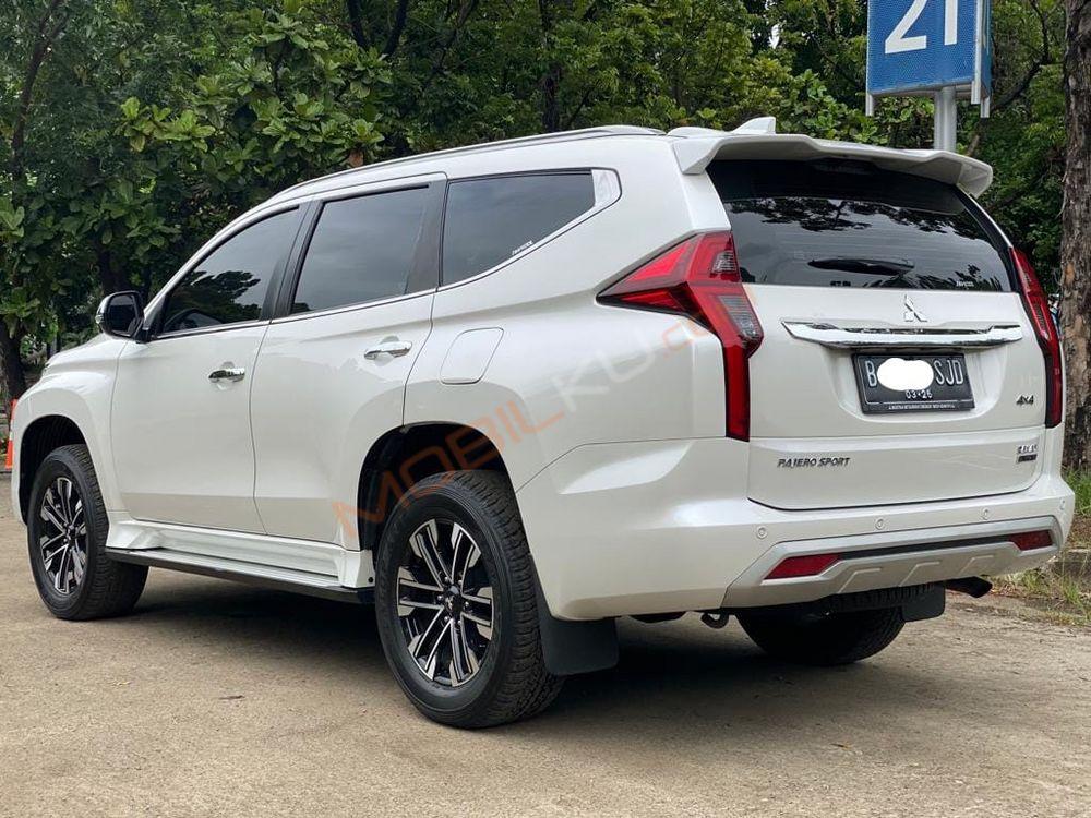 Mobil Mitsubishi Pajero Sport 2021