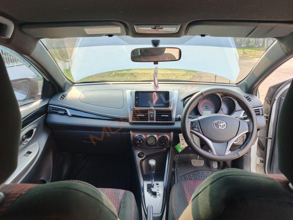 Mobil Toyota Yaris 2017
