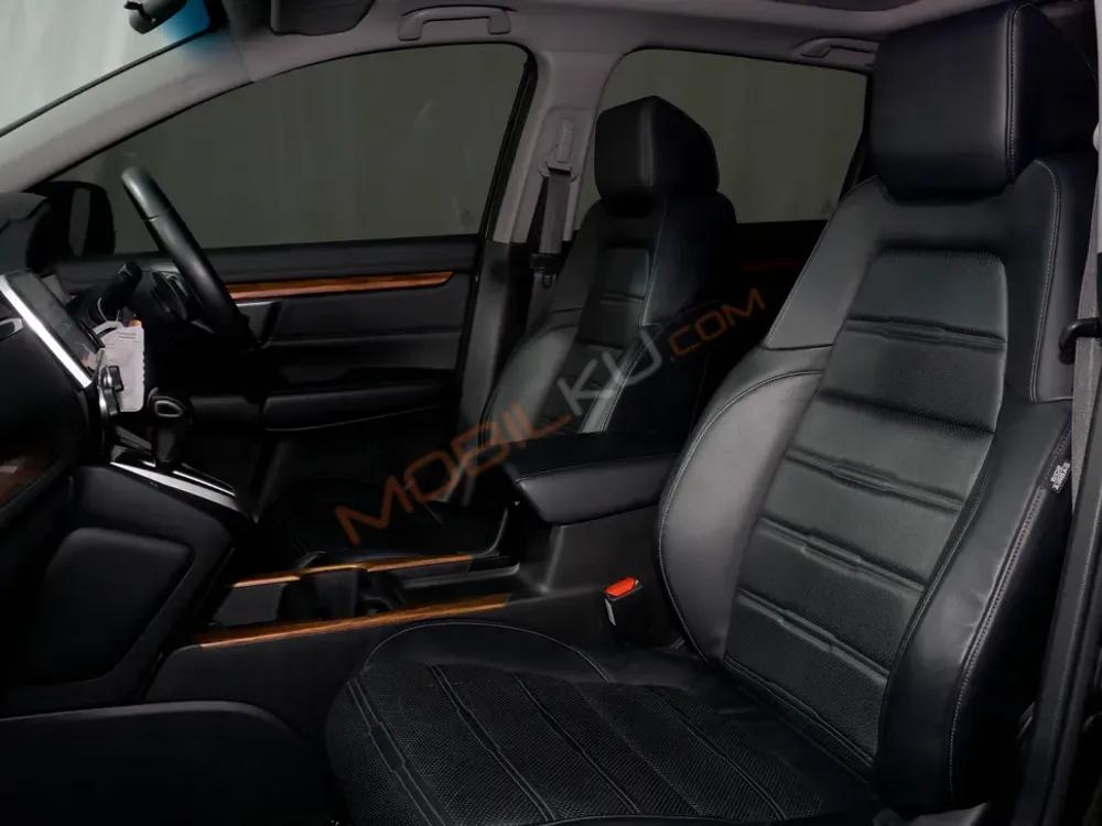 Mobil Honda CR-V 2017