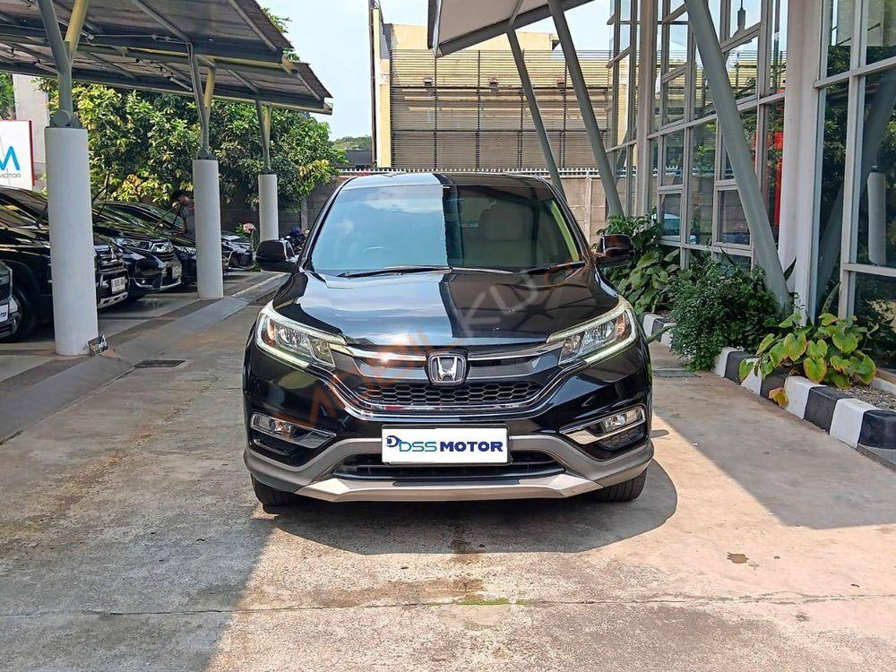 Mobil Honda CR-V 2015