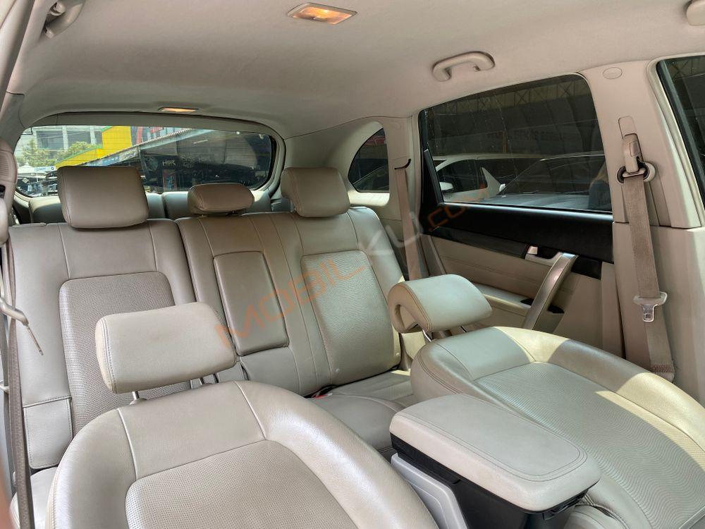 Mobil Chevrolet Captiva 2017