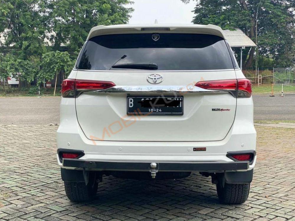 Mobil Toyota Fortuner 2019