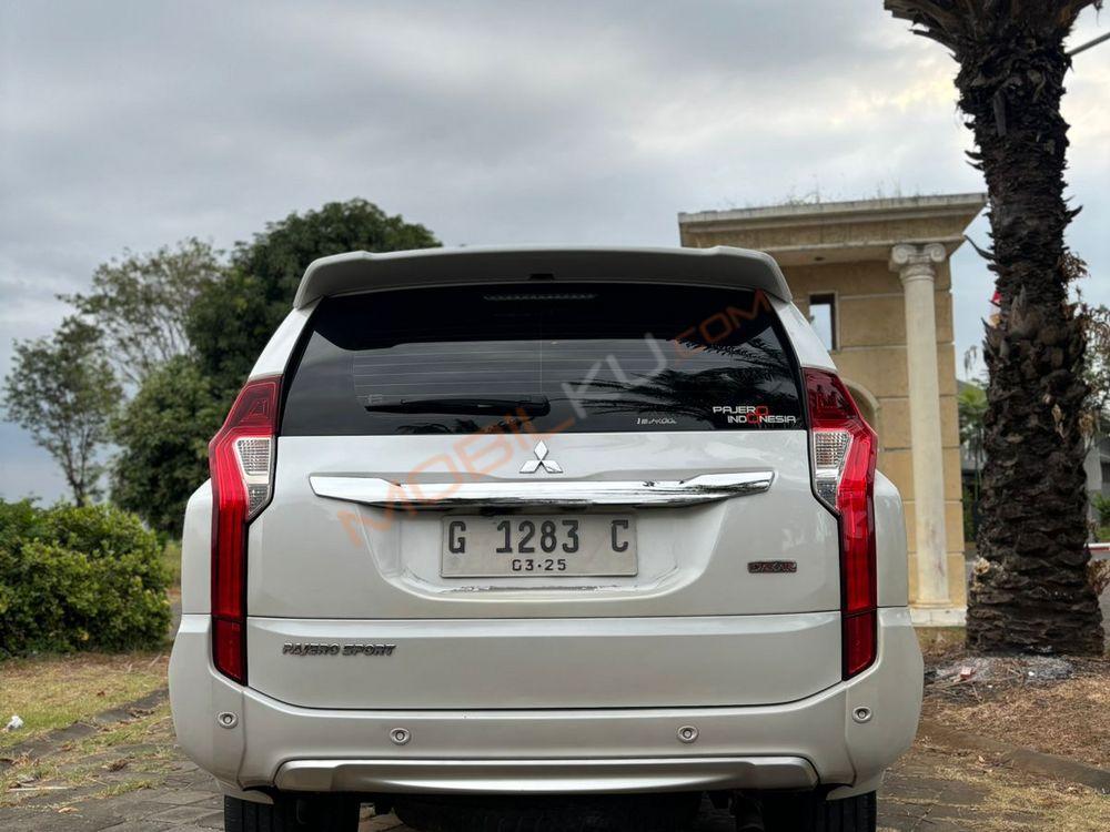 Mobil Mitsubishi Pajero Sport 2019