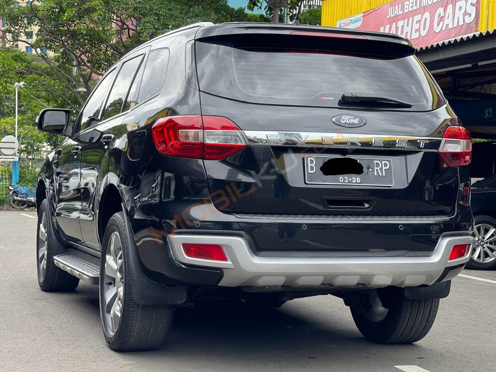 Mobil Ford Everest 2015