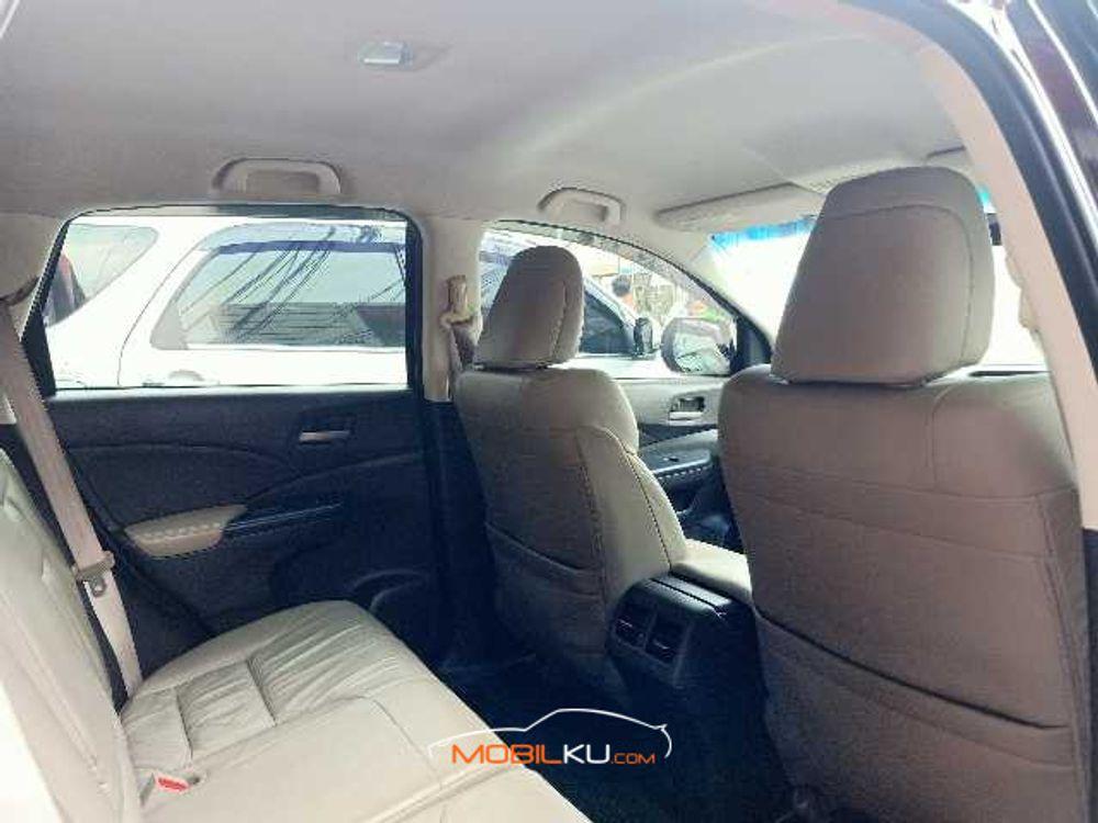 Mobil Honda CR-V 2013