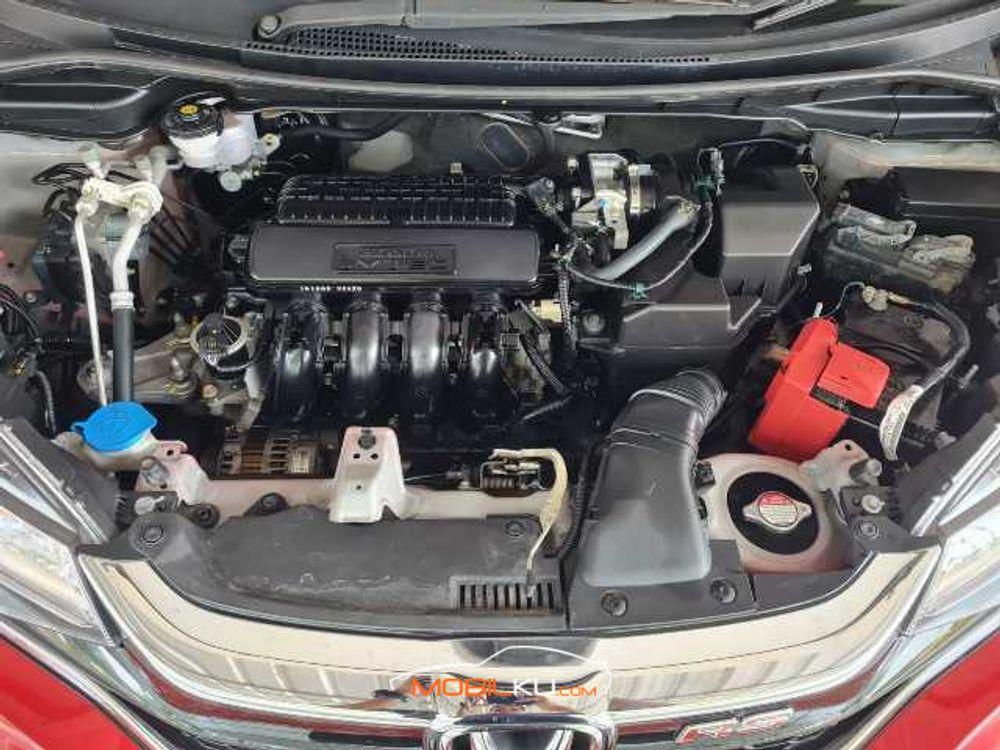 Mobil Honda Jazz 2019