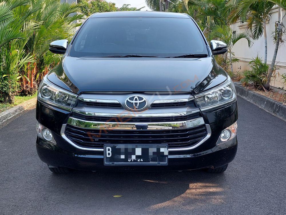 Mobil Toyota Kijang Innova 2018