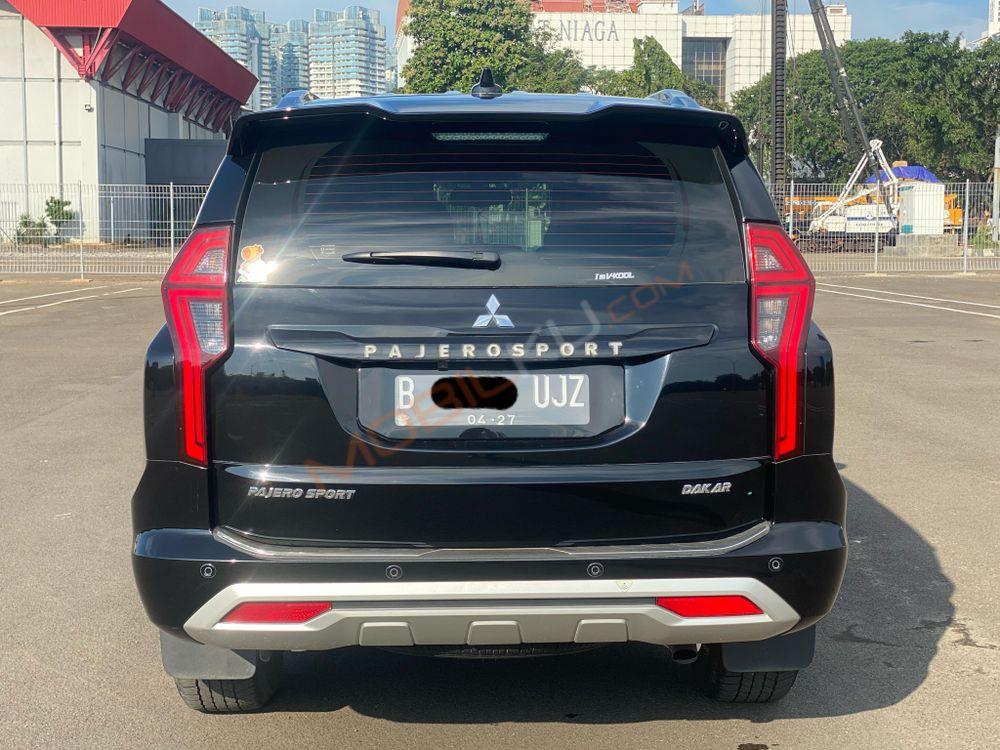 Mobil Mitsubishi Pajero Sport 2022