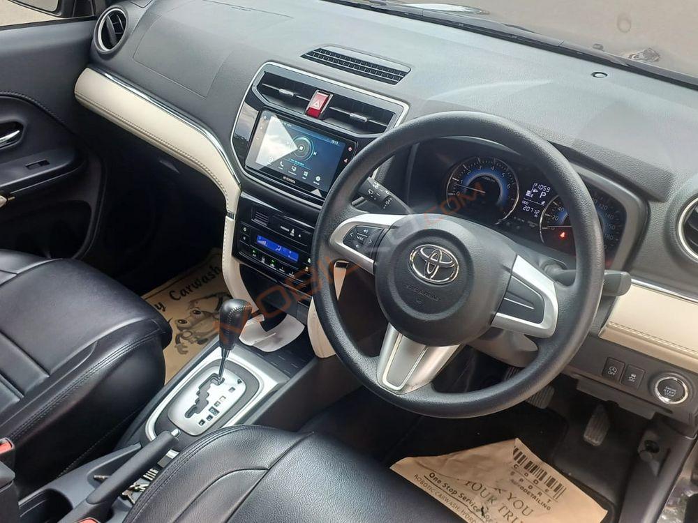 Mobil Toyota Rush 2022