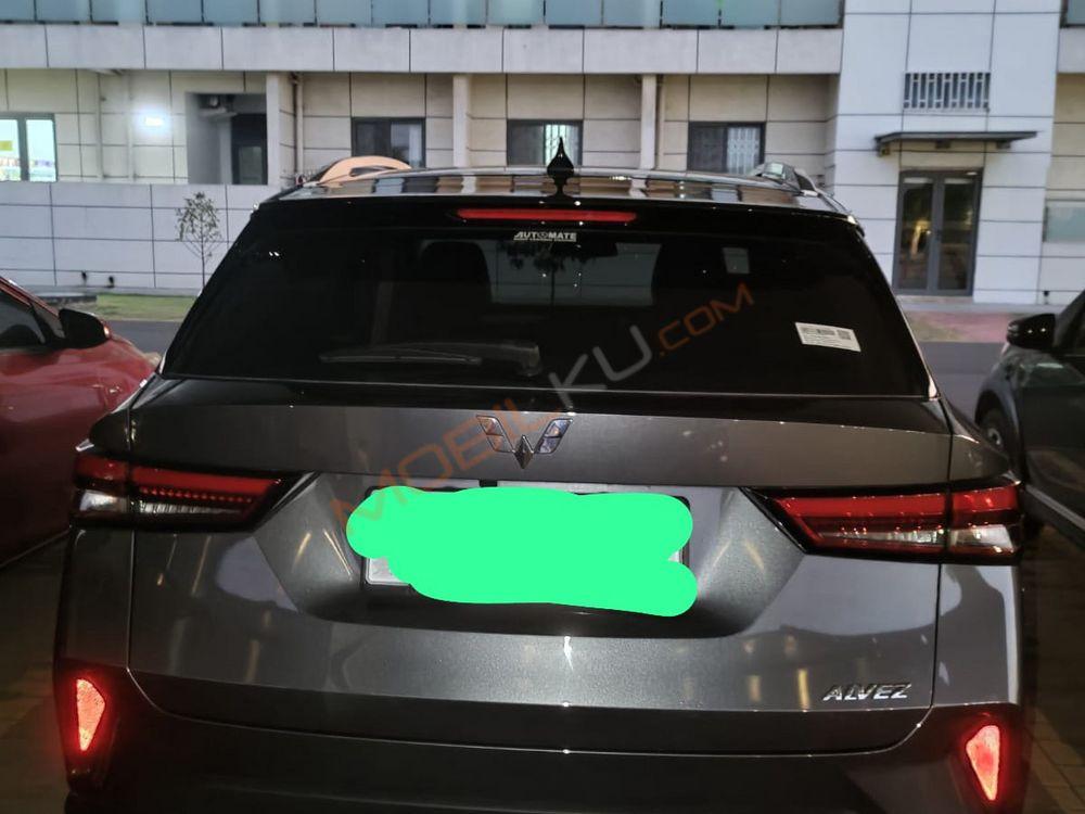 Mobil Wuling Alvez 2023