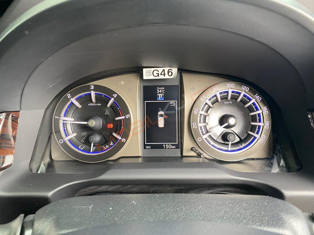 Mobil Toyota Kijang Innova 2022