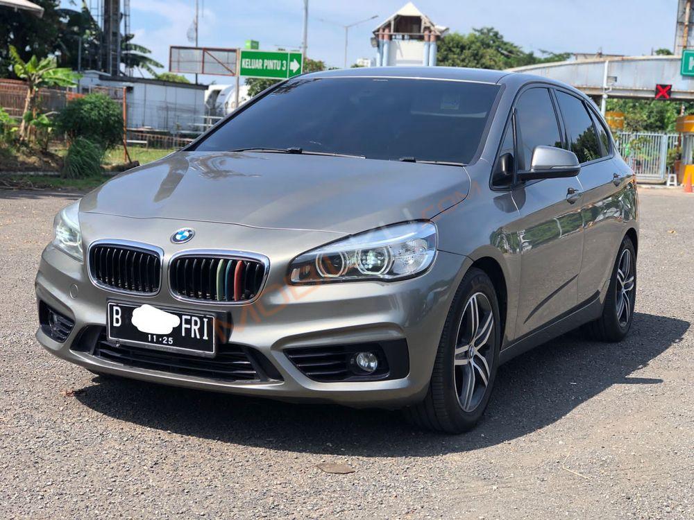 Mobil BMW 2 Series 2015