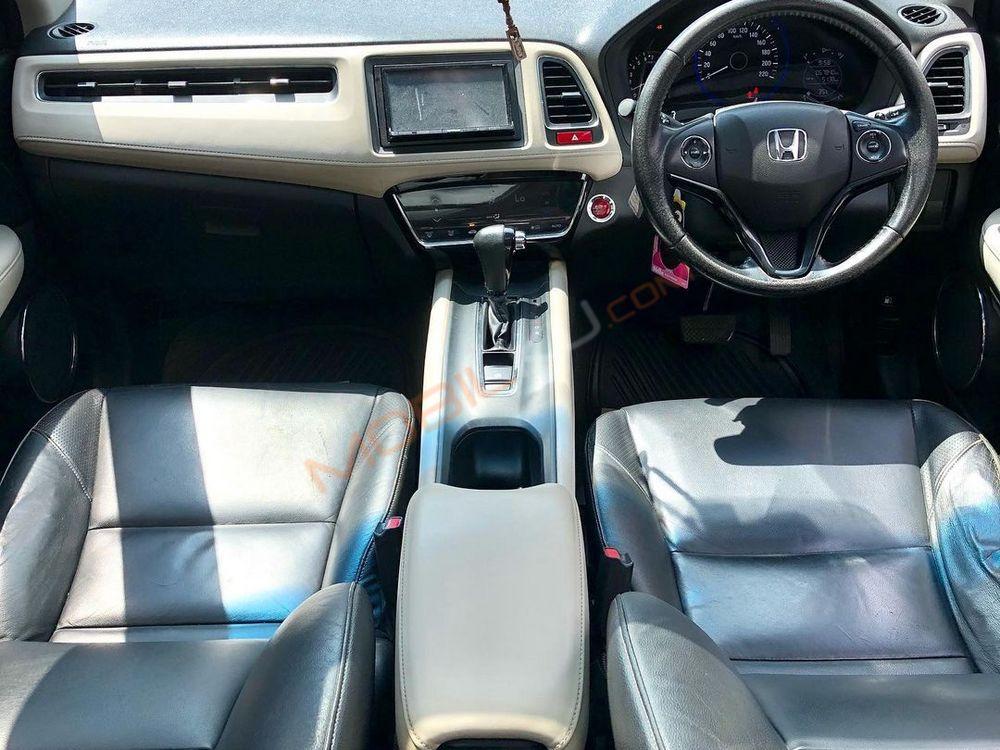 Mobil Honda HR-V 2020