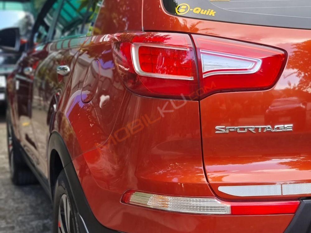 Mobil Kia Sportage 2011