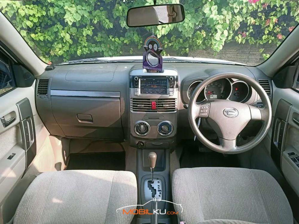 Mobil Daihatsu Terios 2013