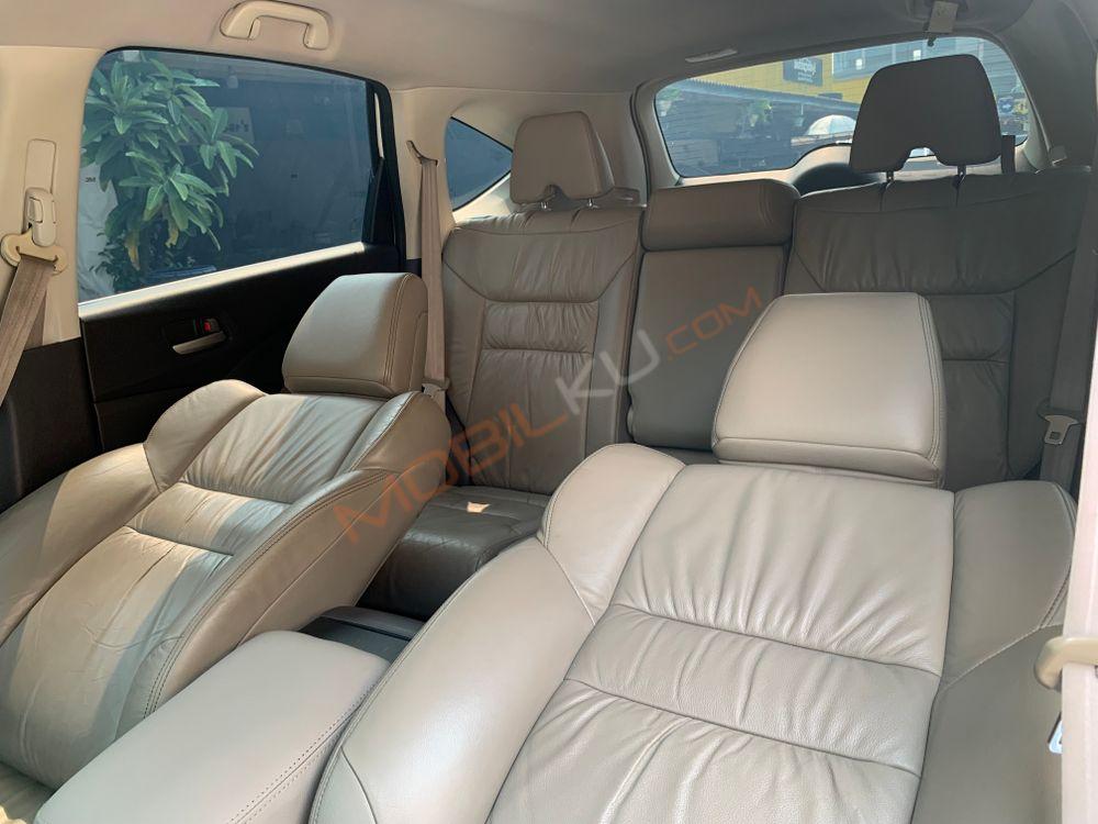 Mobil Honda CR-V 2012