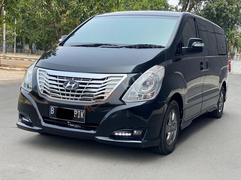 Mobil Hyundai H-1 2017