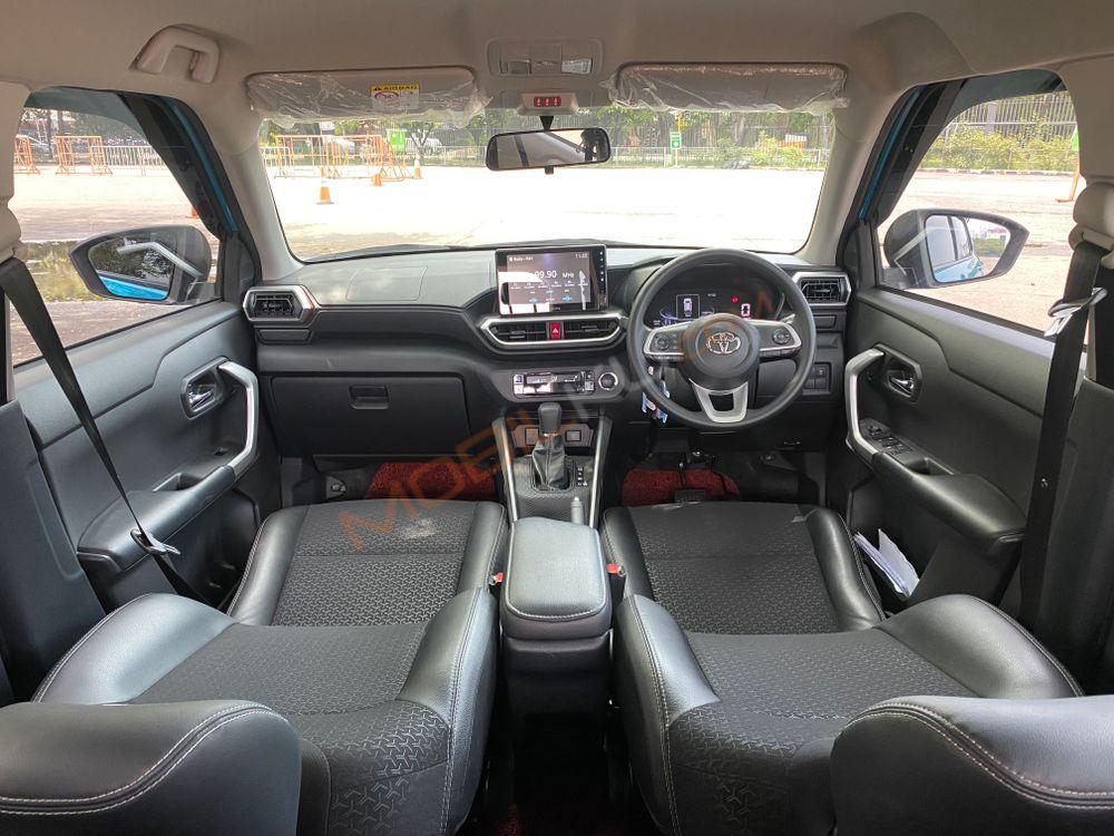 Mobil Toyota Raize 2023