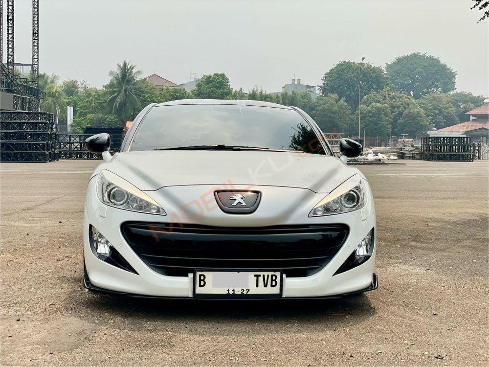 Mobil Peugeot RCZ 2012