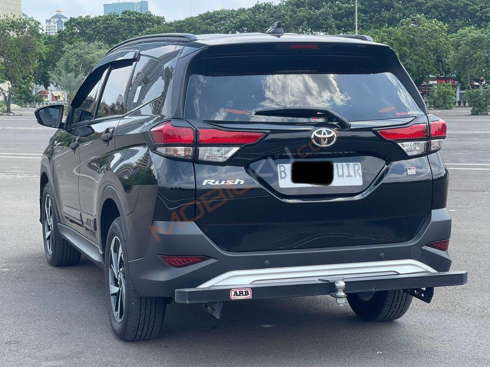 Mobil Toyota Rush 2023