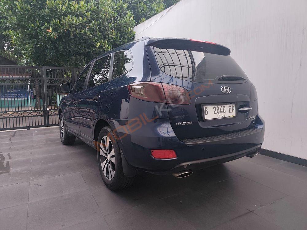 Mobil Hyundai Santa Fe 2008