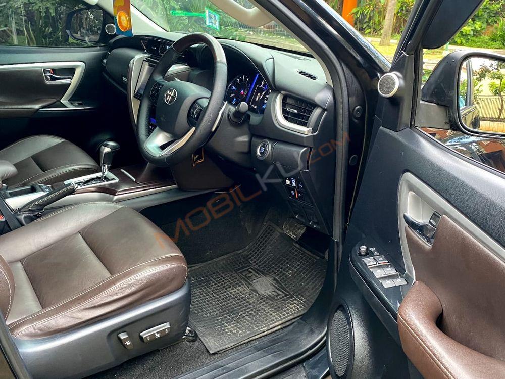 Mobil Toyota Fortuner 2016
