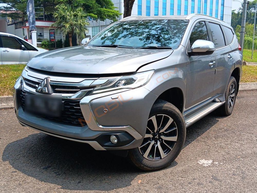 Mobil Mitsubishi Pajero Sport 2022