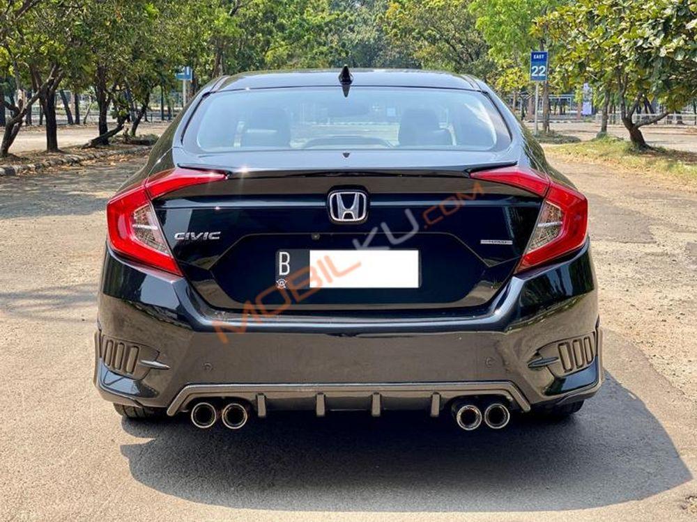 Mobil Honda Civic Sedan 2017