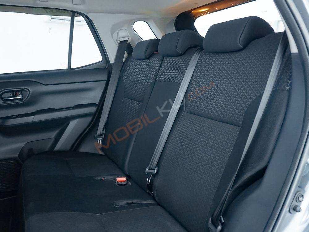 Mobil Daihatsu Rocky 2021