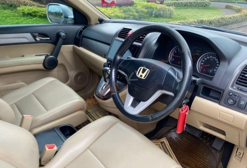 Mobil Honda CR-V 2010