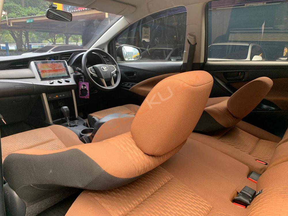 Mobil Toyota Kijang Innova 2017