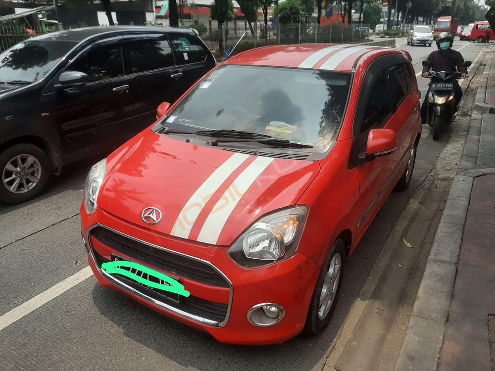 Mobil Daihatsu Ayla 2015