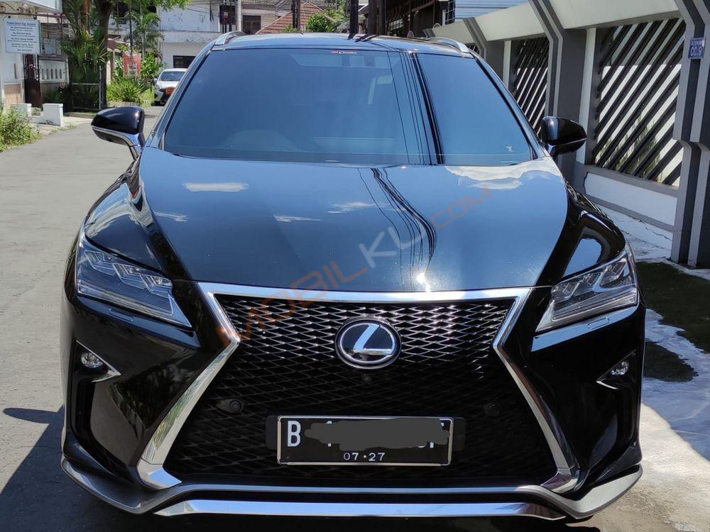 Mobil Lexus RX 2017