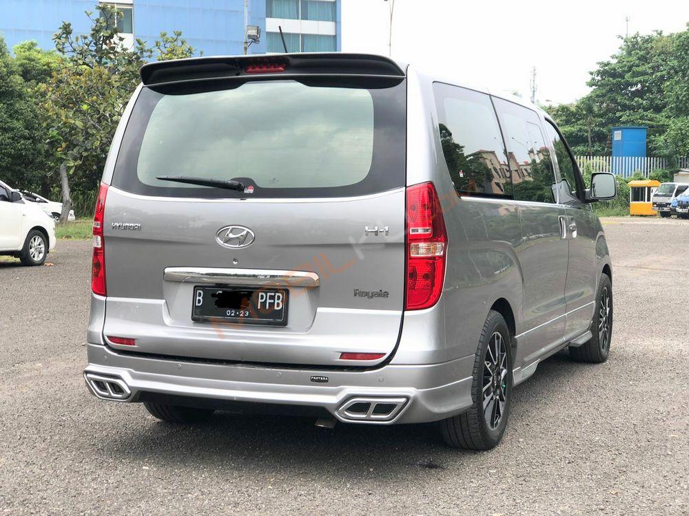 Mobil Hyundai H-1 2018