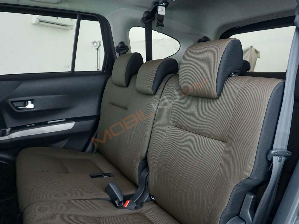 Mobil Toyota Calya 2021