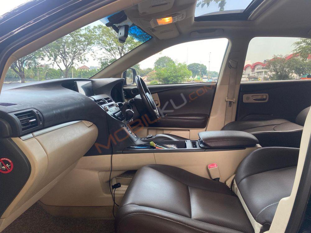 Mobil Lexus RX 2013