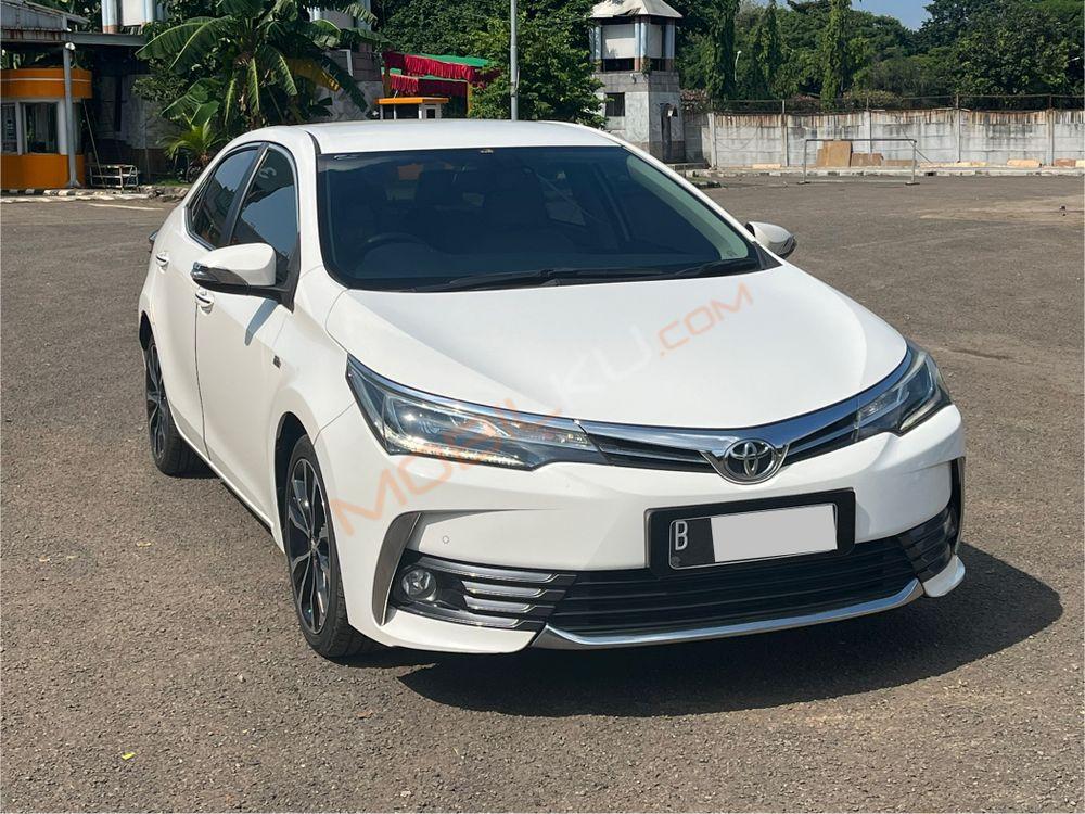 Mobil Toyota Corolla 2017