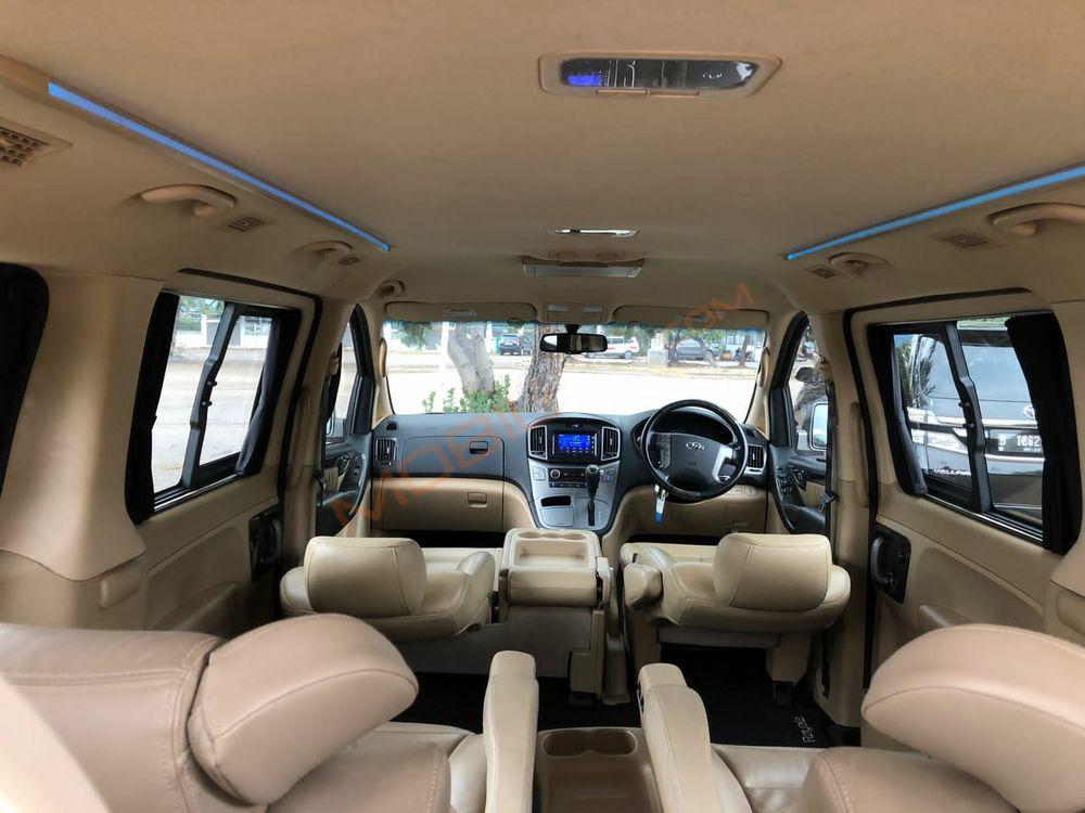 Mobil Hyundai H-1 2018