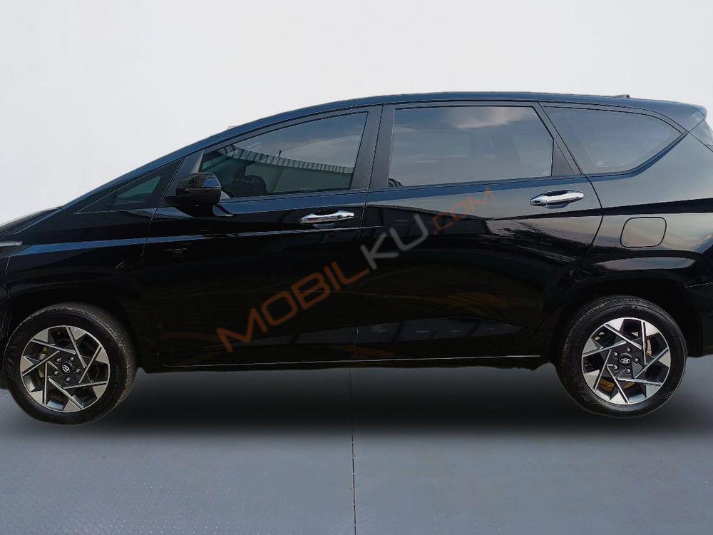 Mobil Hyundai Stargazer 2022