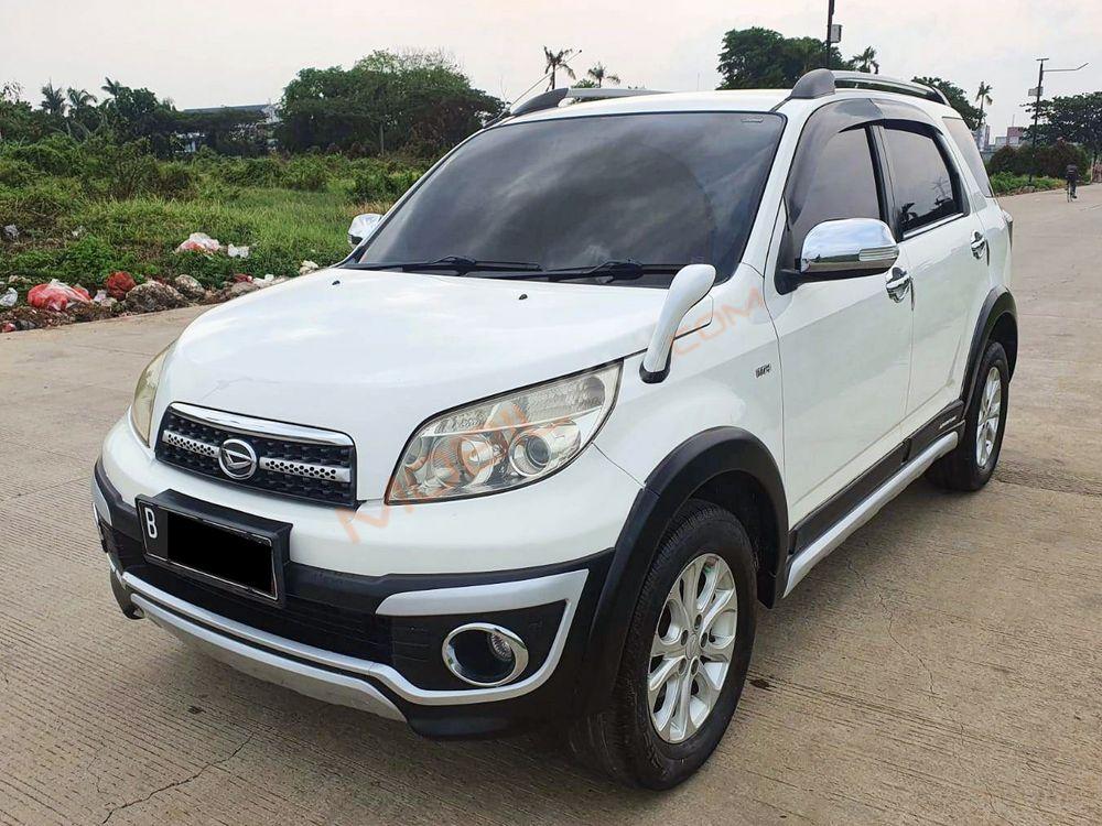 Mobil Daihatsu Terios 2014