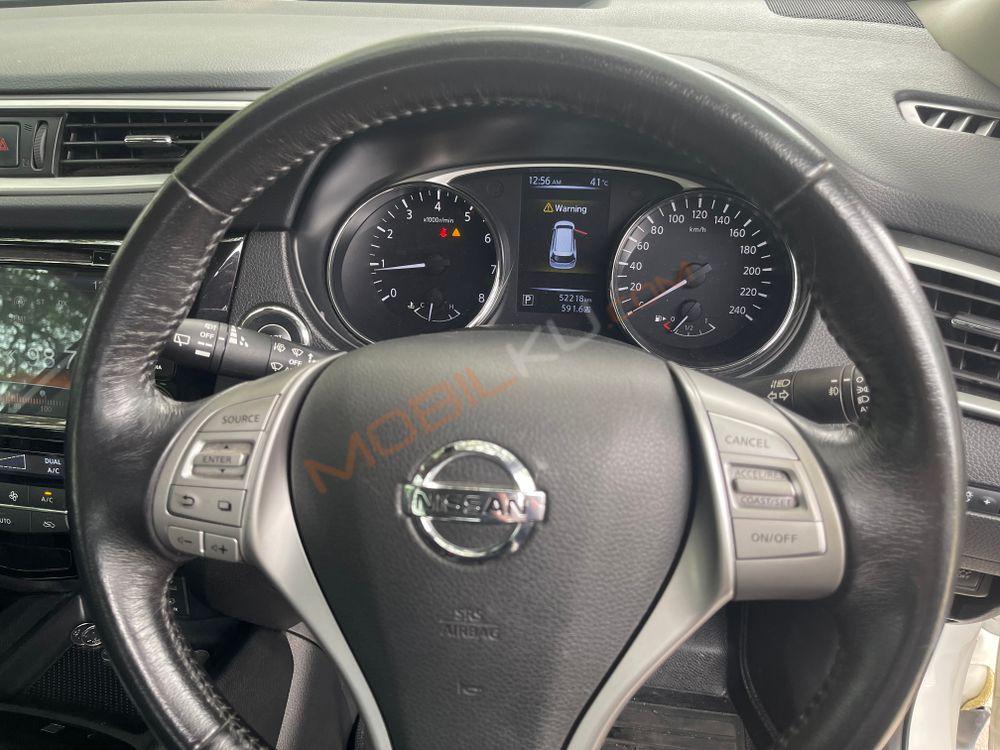 Mobil Nissan X-Trail 2017