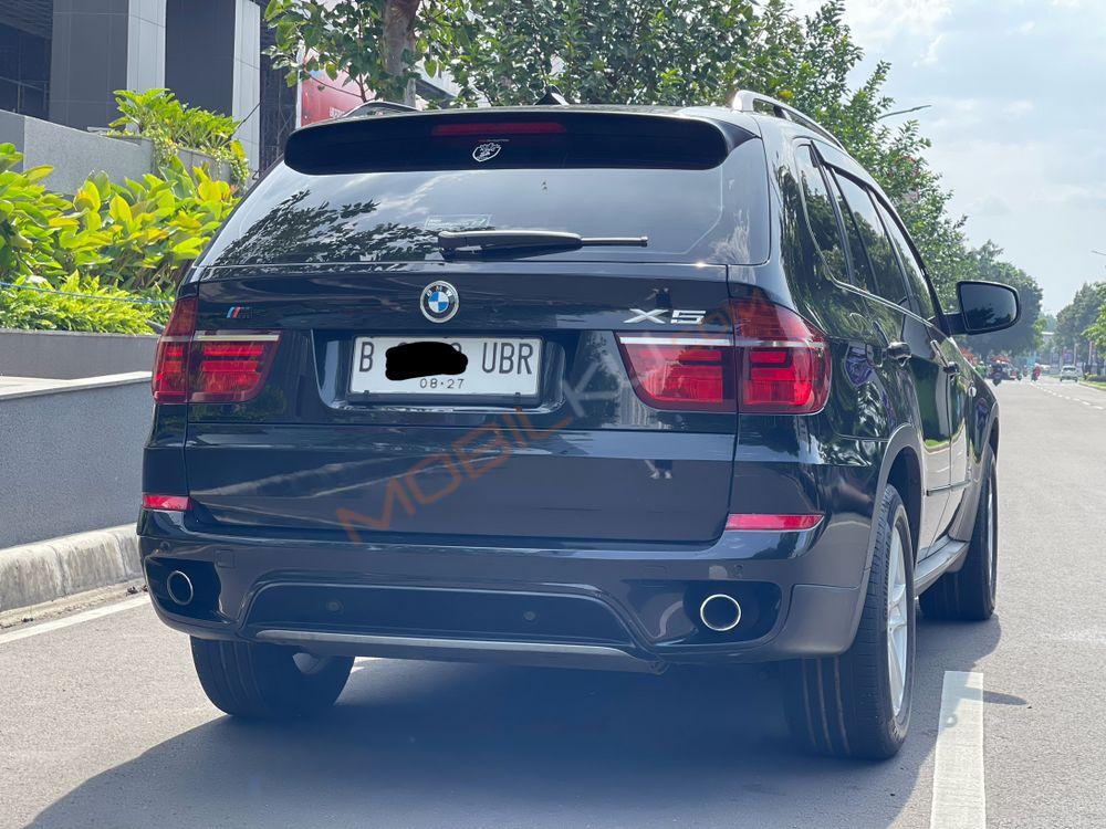 Mobil BMW X5 2012