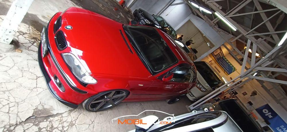 Mobil BMW 3 Series 2001